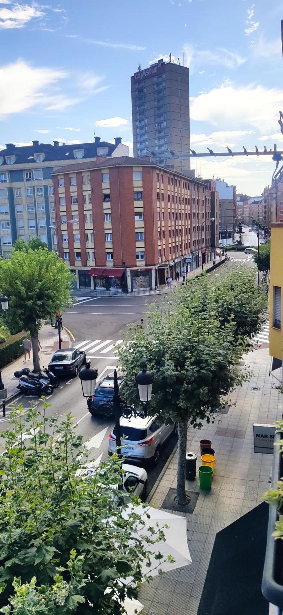 Alojamiento Oviedo 3 Con Parking エクステリア 写真